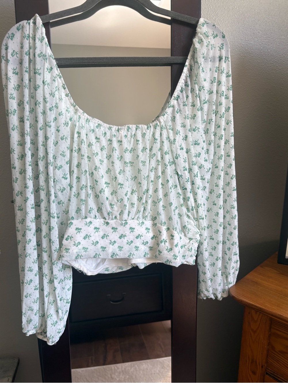Like new Free People wrap cropped top